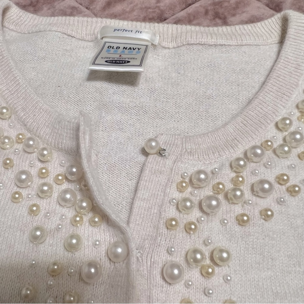 Pearl Short Sleeved Cardigan - Picture 9 of 10